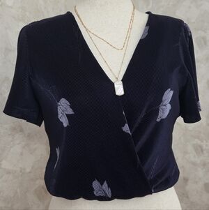 ASTR The Label Pleated Wrap Crop Top Navy Blue Floral Surplice Blouse Size M